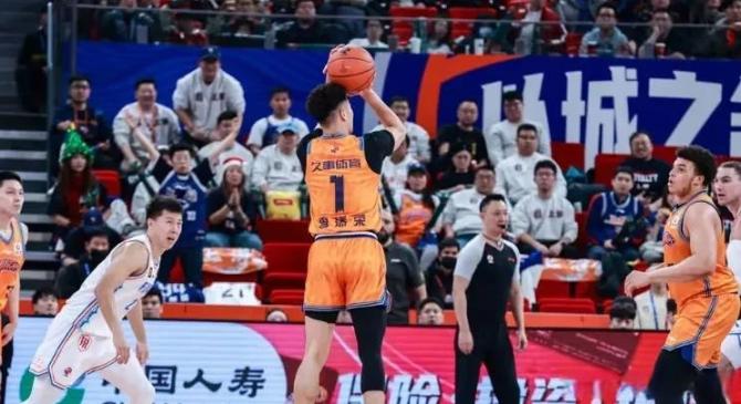 包含福建男篮不敌上海男篮，遭遇败仗的词条